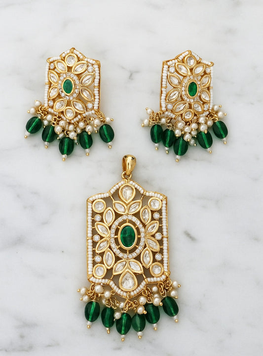 EMERALD PENDANT SET